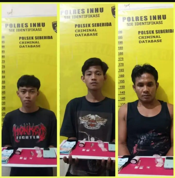 Polsek Seberida Tangkap Tiga Orang Pengedar Sabu Di Kulim VIII Belilas
