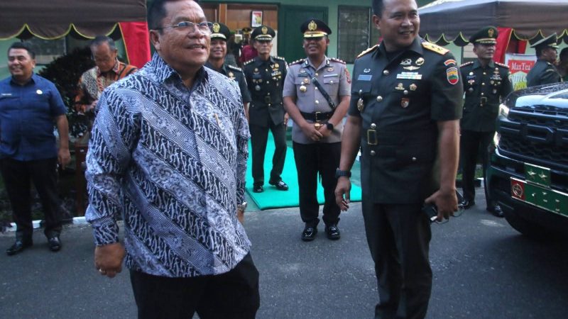 Wesly Hadiri Pelantikan 2.912 Siswa Dikmata Inf TNI AD Gel II TA 2025 di Rindam I/BB