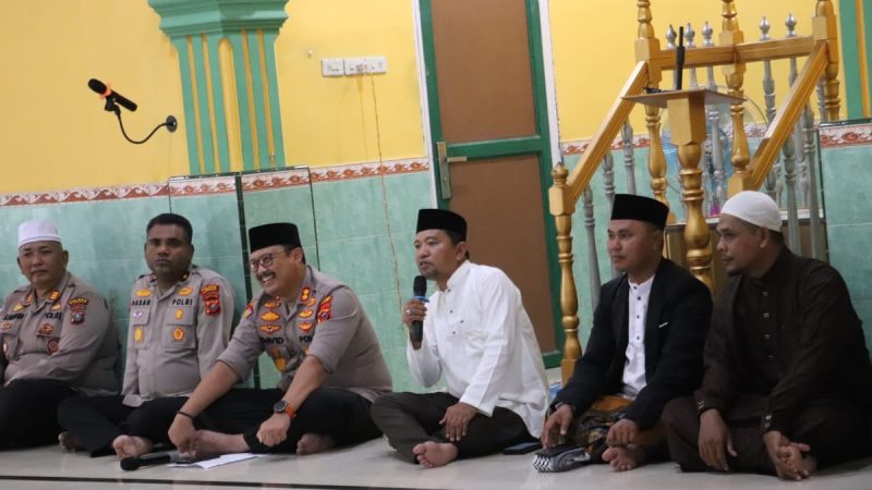 Kapolres Langkat pimpin Langsung Jumat Curhat di Masjid At-Taqwa, Besitang