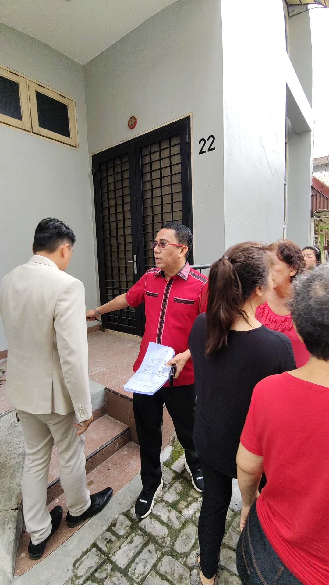 Tindaklanjuti Aduan Warga Jalan Kakap, Ketua Komisi IV DPRD Medan Paul Mei Anton Turun Tangan Cari Solusi