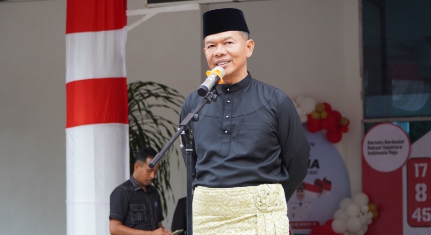 Sekdakab Amril Tutup Khidmat Peringatan HUT ke-80 RI di Langkat