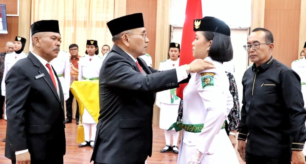Bupati Simalungun Kukuhkan Anggota Paskibraka 2025: “Ini Puncak Perjuangan dan Awal Tanggung Jawab”