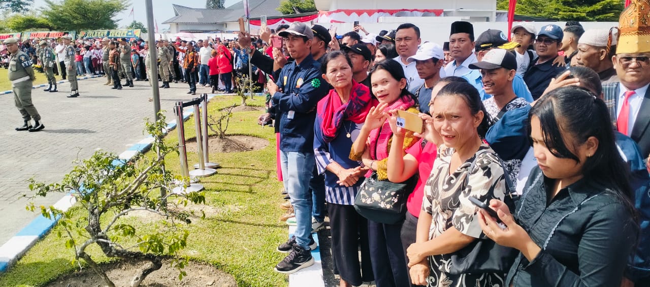Ribuan Warga Simalungun Antusias Ikuti Upacara Detik-Detik Proklamasi HUT ke-80 RI
