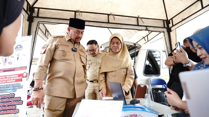 Bupati Baharuddin Siagian “Berlayar” ke Kecamatan Lima Puluh: UMKM Jadi Penopang Ekonomi Keluarga dan Daerah