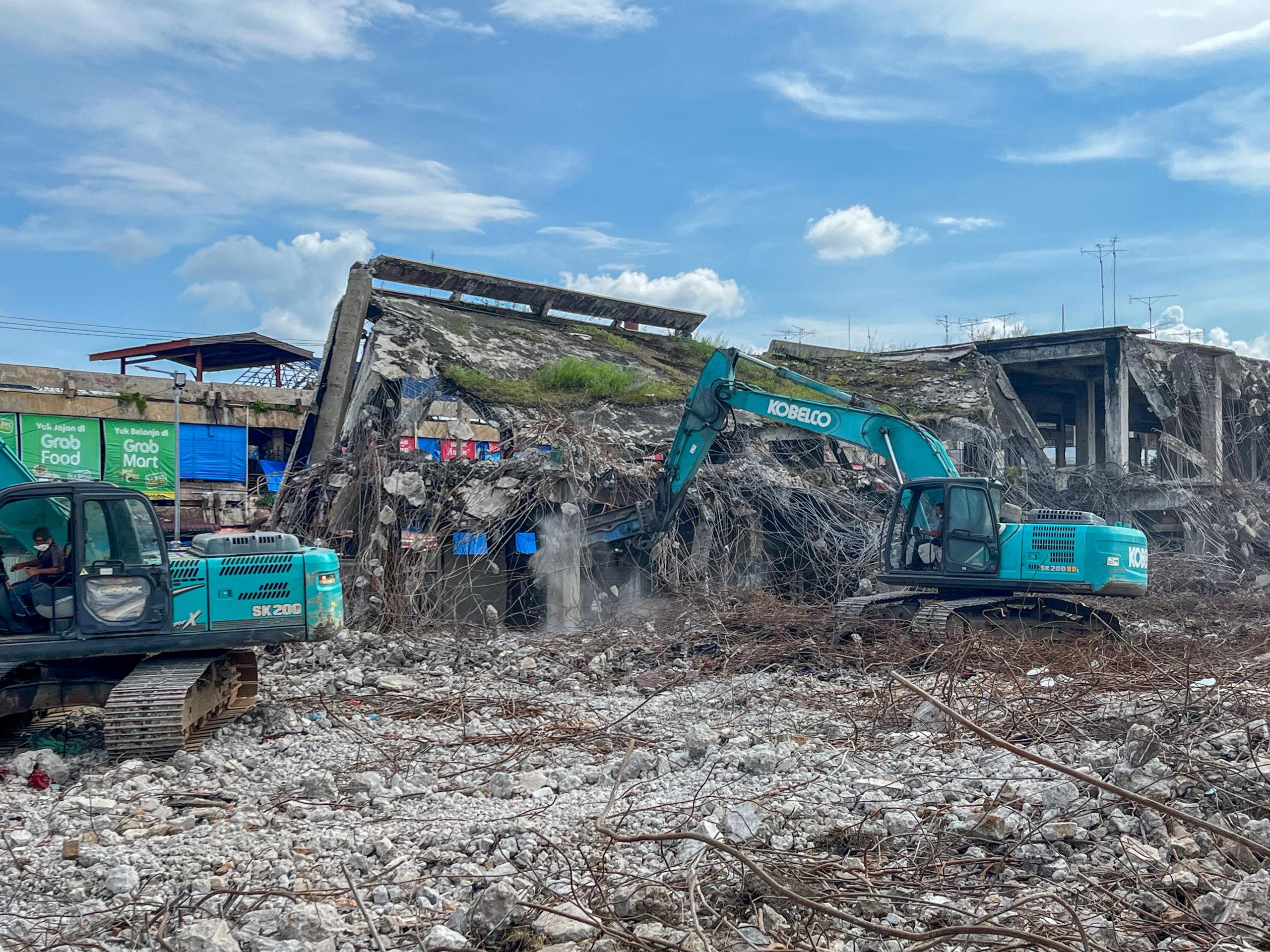 7 Hari, Perobohan Gedung IV Pasar Horas Capai 55 Persen