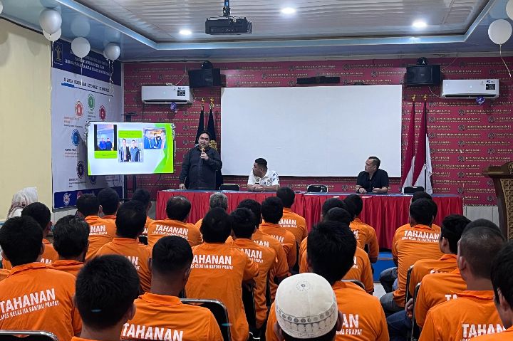 Dr. Basyarul Ulya Laksanakan Sosialisasi Bahaya Narkoba di Lapas Rantauprapat