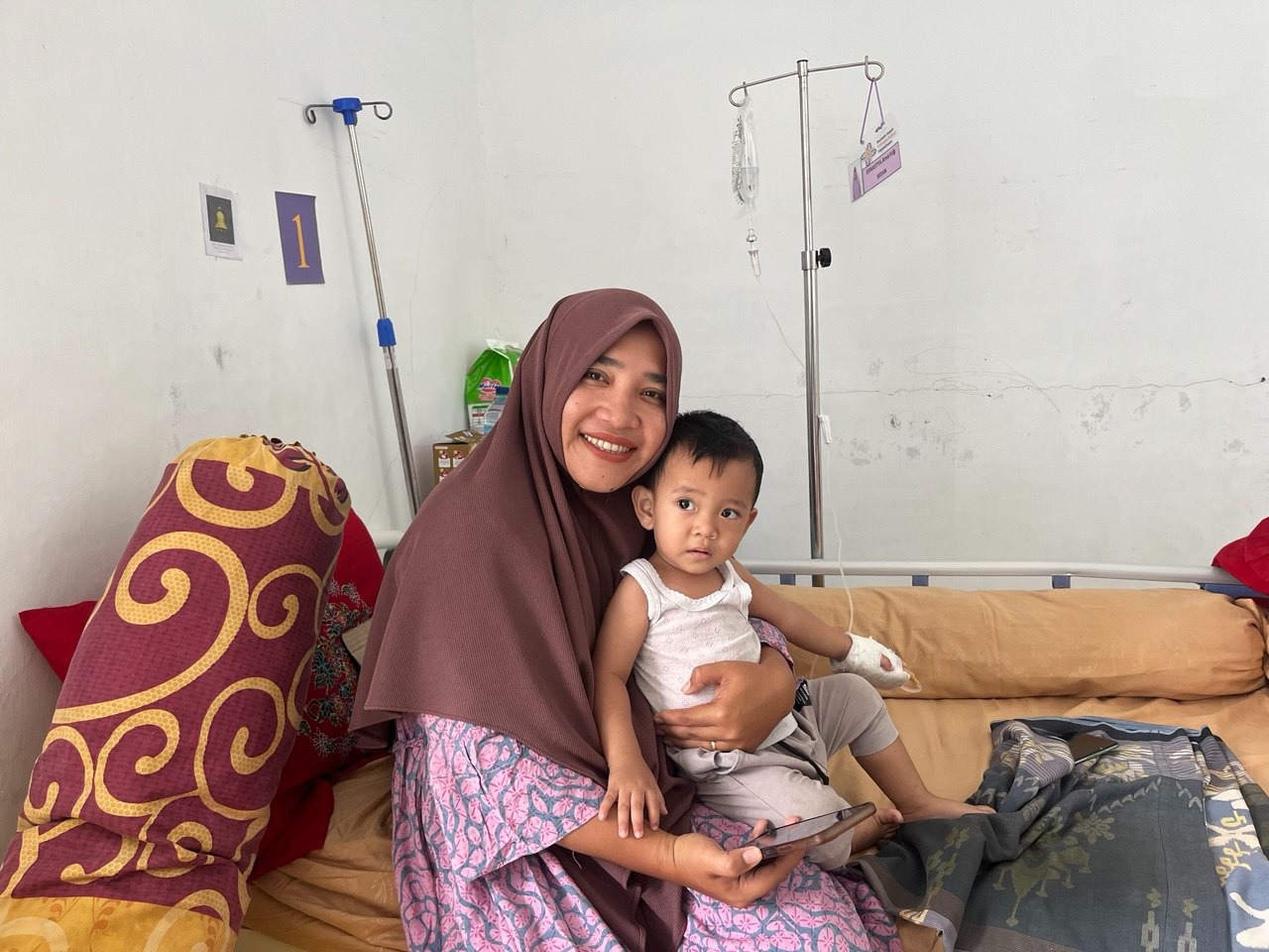 Rasakan Beragam Manfaat, Guru Asal Aceh Selatan Ini Percayakan Program JKN Saat Sakit