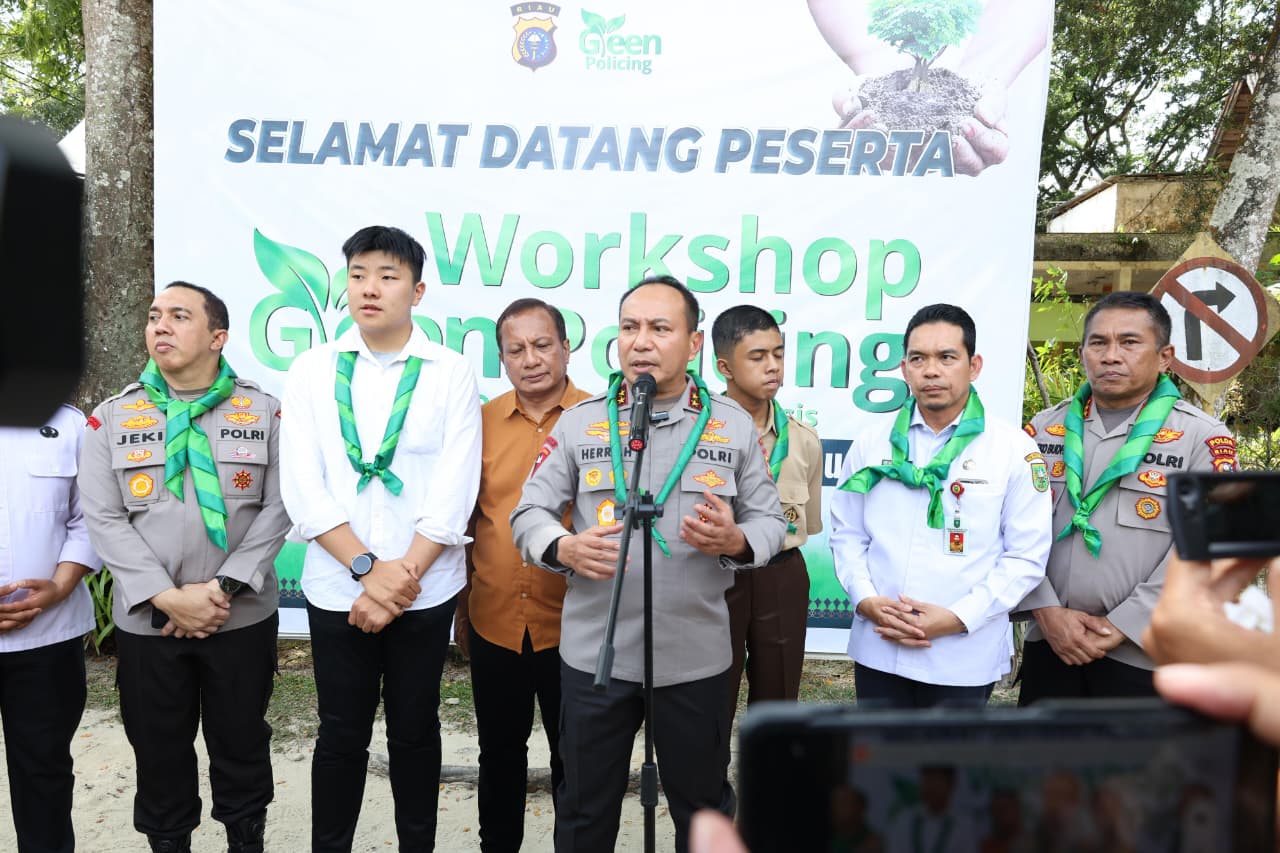 Sambut Hari Pohon Nasional, Polda Riau Tanam Pohon 21 Ribu Secara Serantak