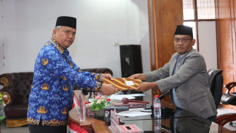 Bupati Taput Sampaikan Pengantar Nota Keuangan RAPBD 2026, Fokus pada Ketahanan Pangan, Efisiensi Belanja, dan Penguatan Pendapatan Daerah