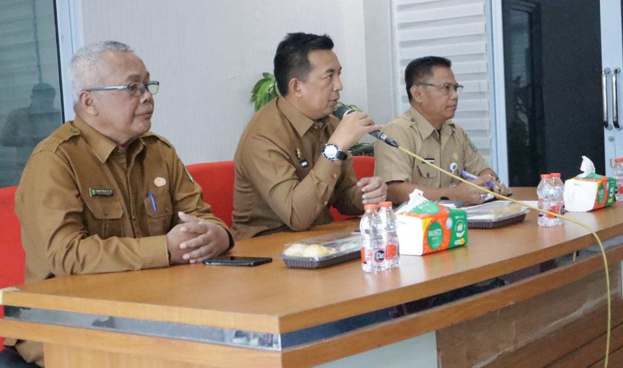 Sekda Inhu Pimpin Rapat Percepatan Pelaksanaan Hari Bhakti Transmigrasi ke 75
