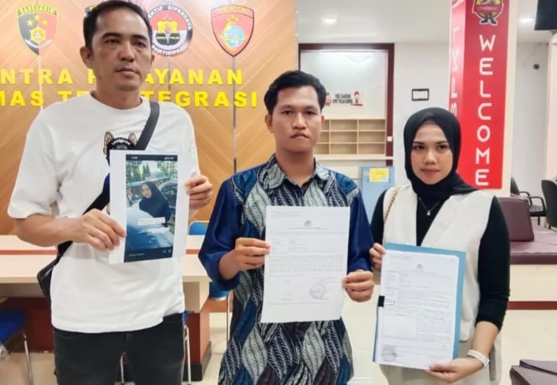 Merasa Di Zolimi Dan Dicemarkan Nama Baiknya, Warga Kertapati Laporkan Penabrak Mobilnya Ke Polisi