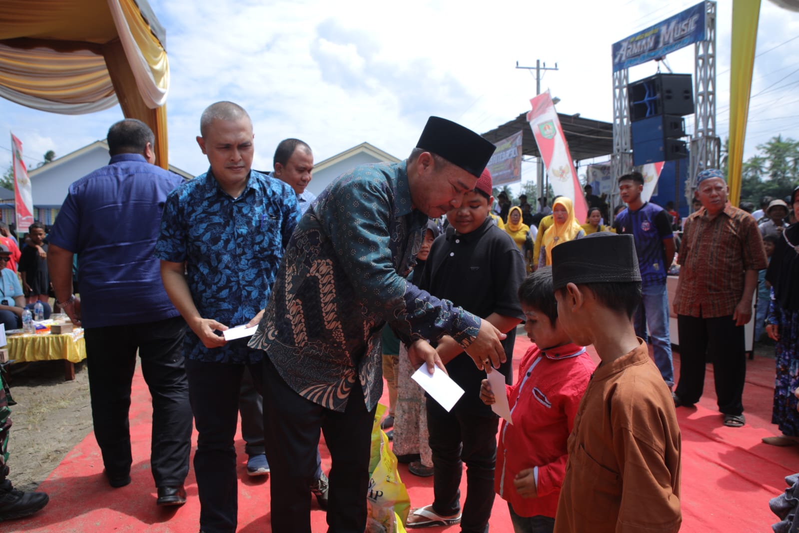Bupati Asahan Hadiri Haul dan Hari Jadi Desa Simpang Empat ke-2