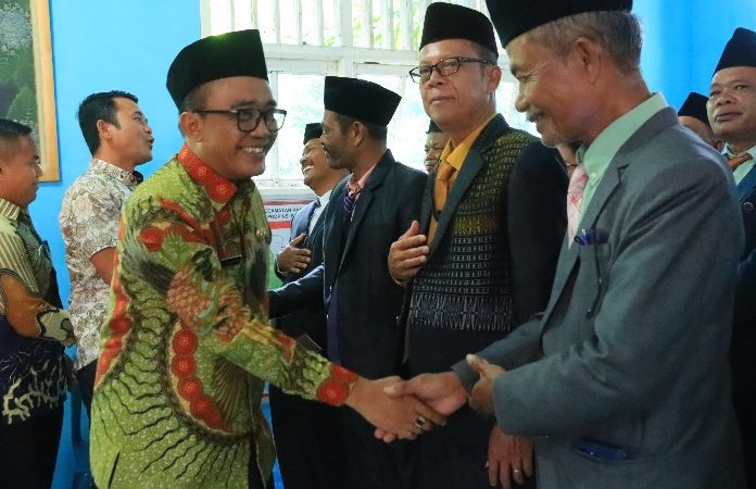Wabup Samosir Kukuhkan 132 Anggota BPD se-Kecamatan Pangururan, Resmi Dapat Perpanjangan Masa Jabatan