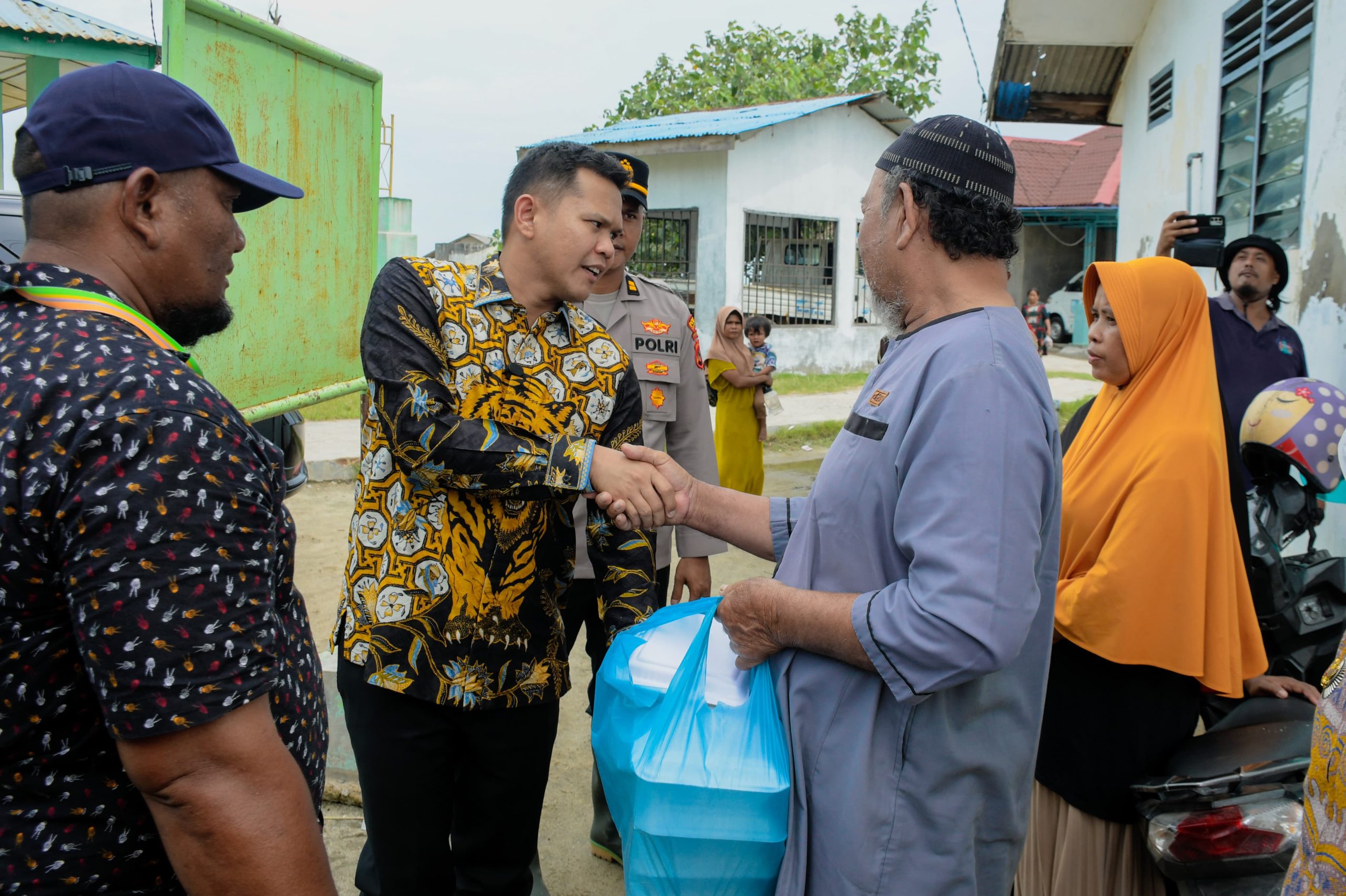 Banjir Rob Kembali Melanda Desa Bagan Kuala, Wabup Sergai Beri Bantuan Kepada Warga Terdampak