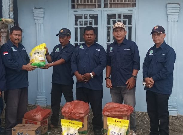 PD IWO Aceh Barat Salurkan Bantuan Untuk Anggota Yang Terkena Musibah Banjir