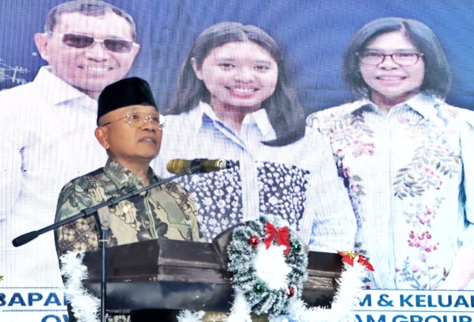 Bupati Simalungun Hadiri Perayaan Natal Bersama Universitas Efarina: “Berjalan Bersama dalam Belarasa, Menggendong Beban Sesama”