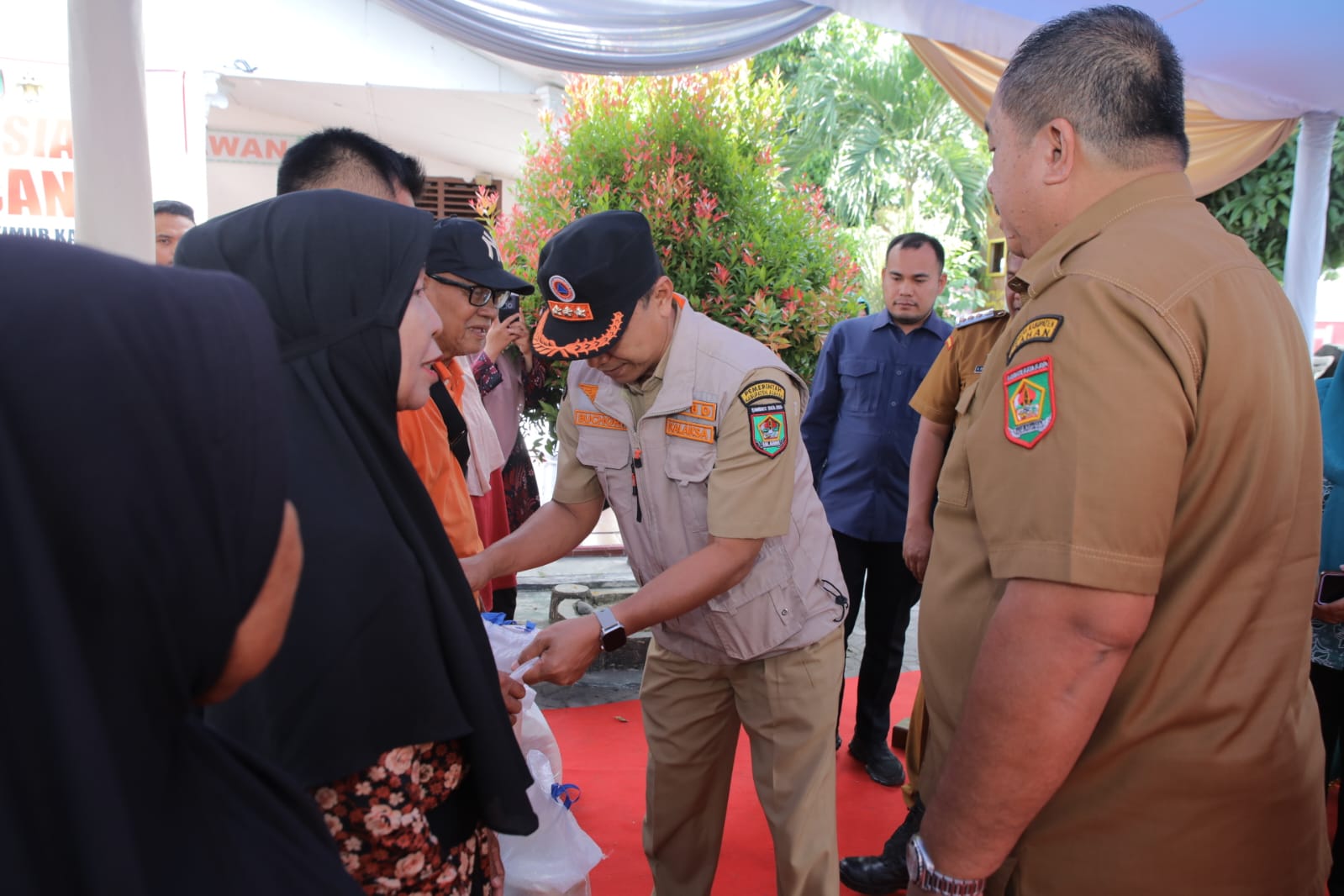Pemkab Asahan Salurkan Bantuan Pangan untuk Warga Terdampak Banjir