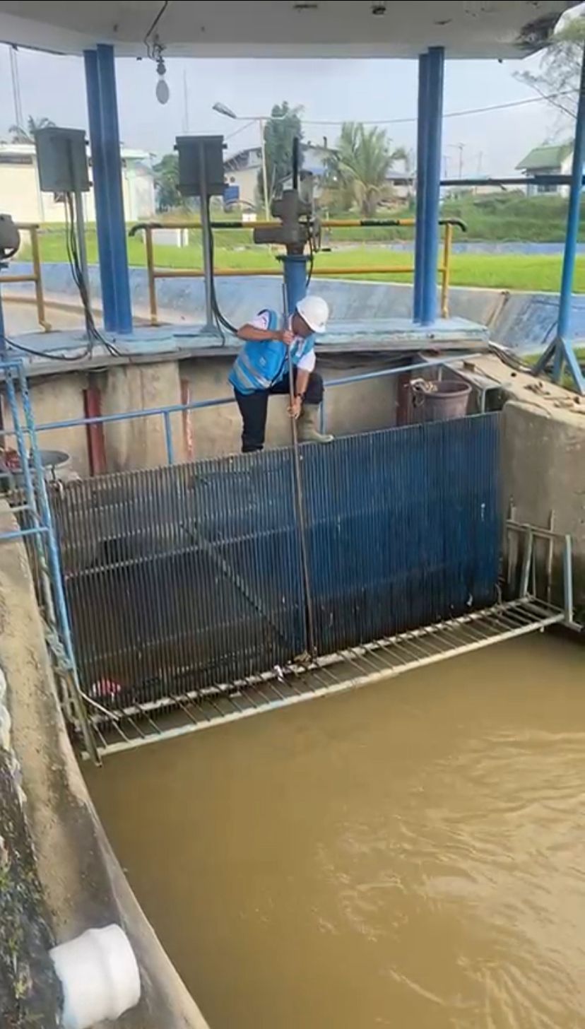 Jaga Kualitas Air Perumda Tirtanadi Cuci Reservoir 2 IPAM Sunggal