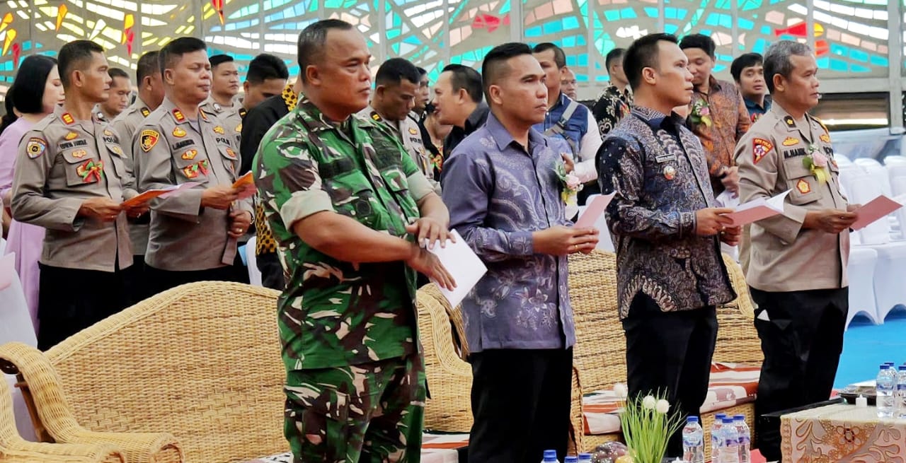 Wakil Bupati Simalungun Hadiri Perayaan Natal Keluarga Besar Polres Simalungun