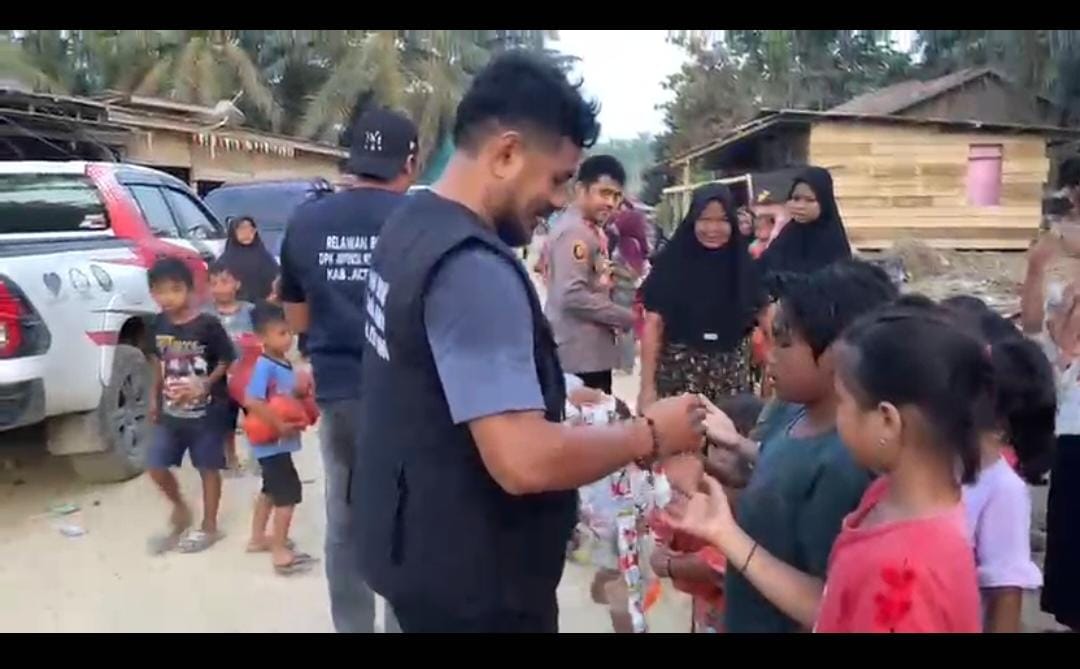 Sinergi Polsek Meureubo, APDESI, dan Relawan Salurkan Bantuan Banjir ke Aceh Tamiang, Aceh Timur, dan Pidie Jaya