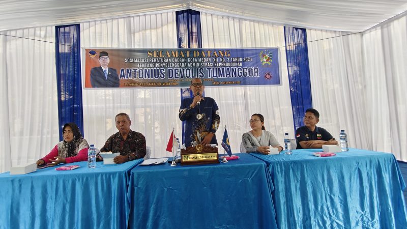 Antonius Tumanggor Minta Dukcapil Medan Permudah Urusan Adminduk Warga Terdampak Banjir 