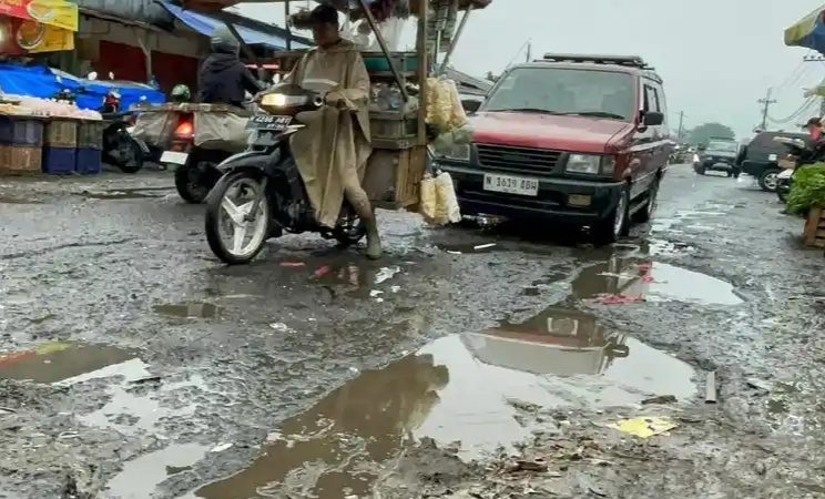 Proyek Jalan Kembar Pasar Gadang Kota Malang Diperbaiki Menggunakan DAK