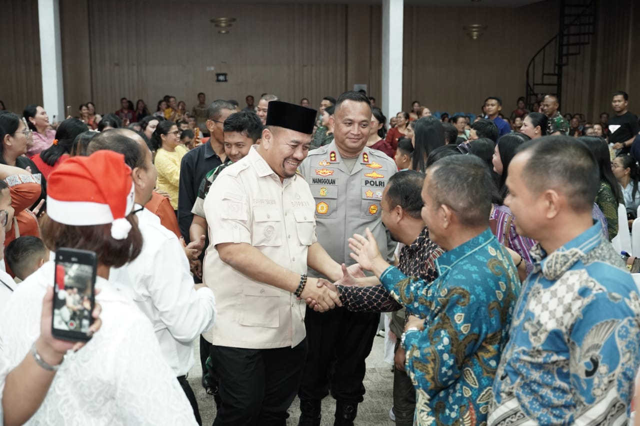 Bupati Baharuddin Siagian dan Wakil Bupati Syafrizal Hadiri Perayaan Natal ASN Forum Komunitas Kristen