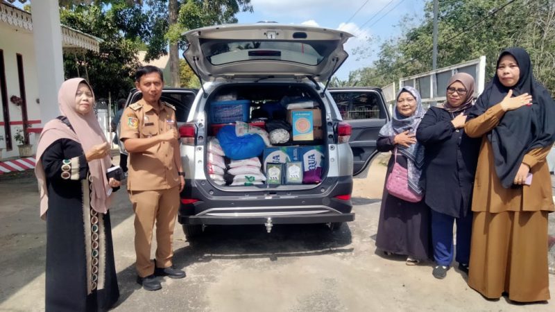 Muslimah Dambaan Bintang Bayu Salurkan Wakaf Quran untuk Korban Banjir Aceh Tamiang