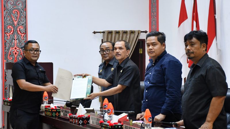 Pemkab Samosir Bersama DPRD Tetapkan Propemperda Tahun 2026
