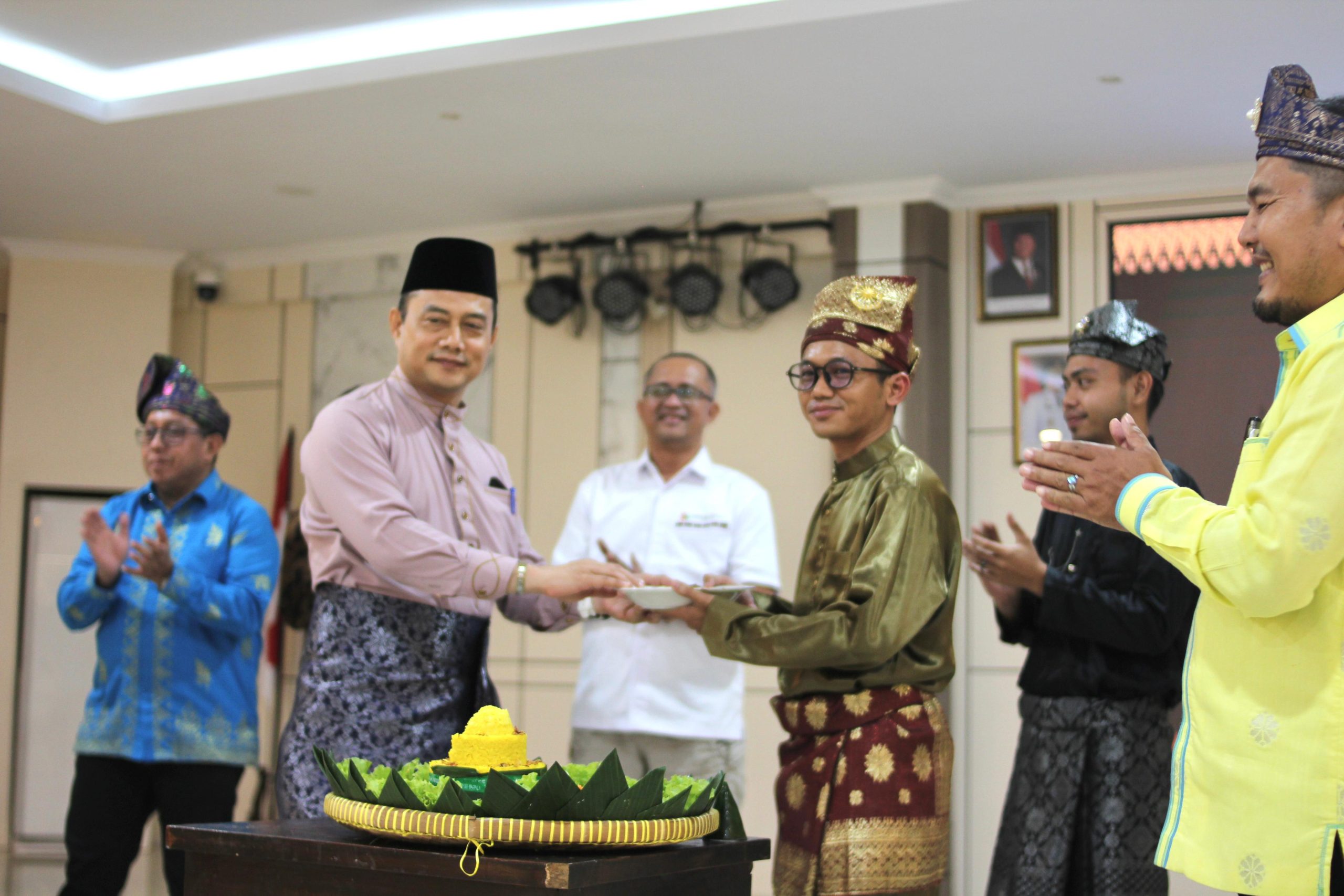 Pemkab Batu Bara Dukung Kiprah Mahasiswa Lewat Pelantikan IKAMBARA-YK di Yogyakarta