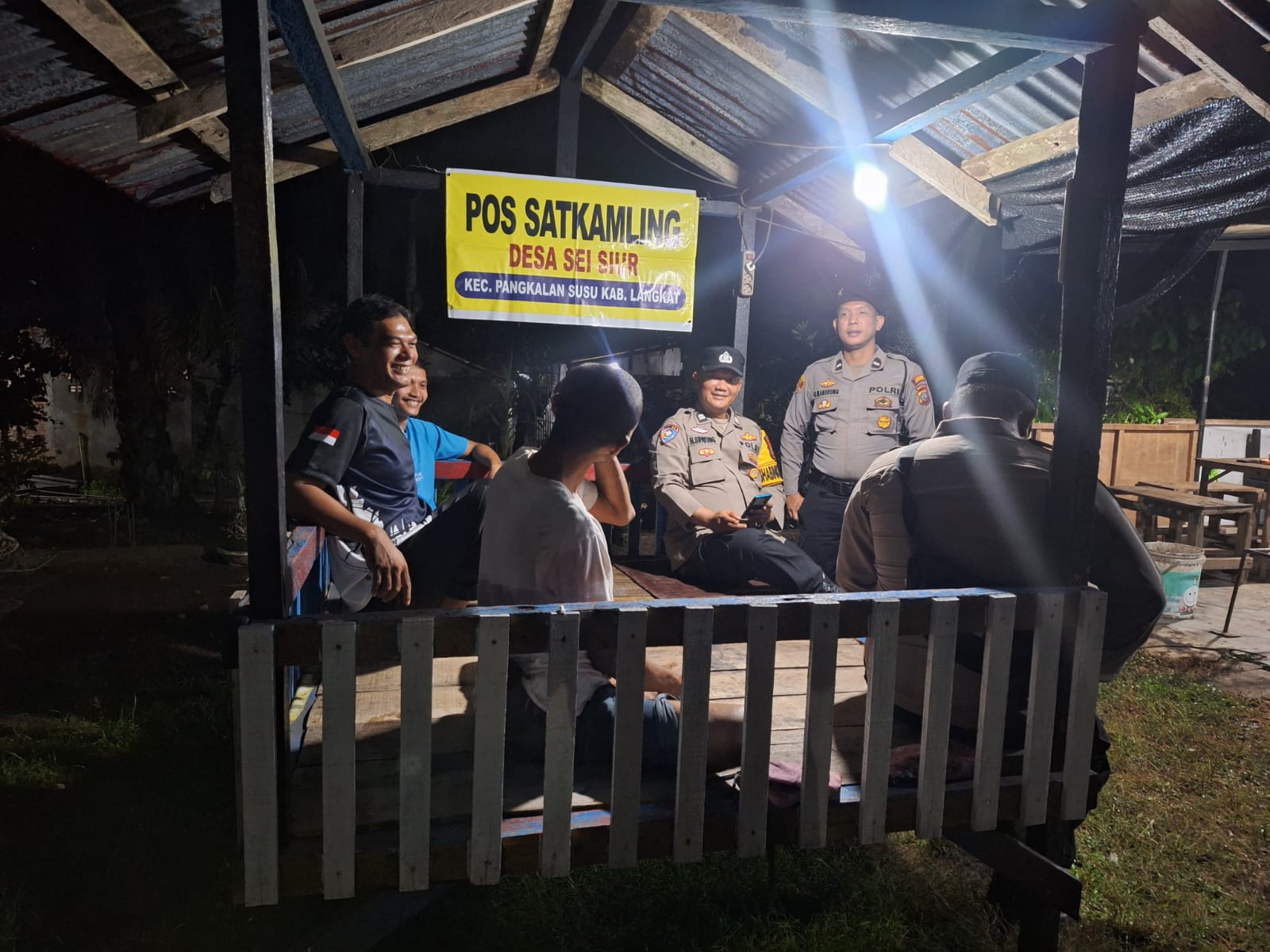 Polres Langkat dan Polsek Jajaran Laksanakan Patroli Blue Light Secara Serentak