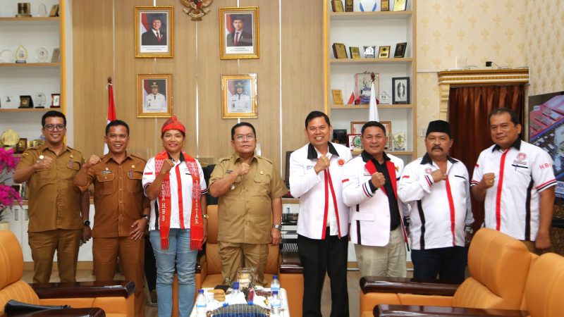 Wali Kota Pematangsiantar Didampingi Sekretaris Daerah Menerima Silaturahmi dan Audiensi DPP Horas Bangso Batak (HBB) dan DPC HBB Kota Pematangsiantar