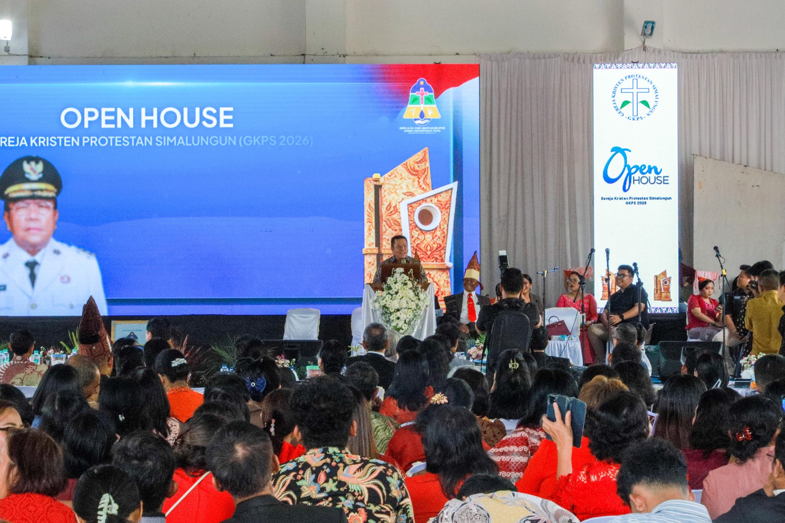 Wali Kota Wesly Silalahi SH MKn Hadiri Acara Open House Partonggoan Bona Tahun 2026 Kantor Sinode GKPS