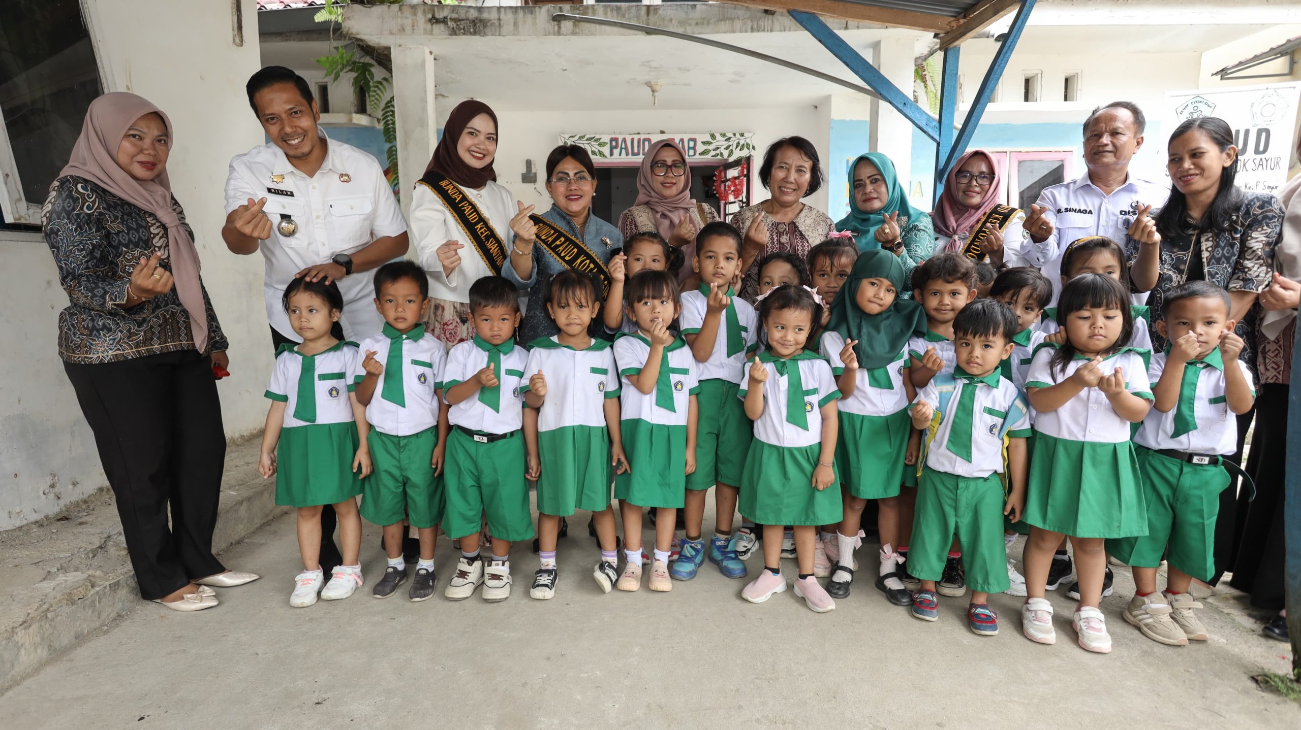 Ketua TP PKK Kota Pematangsiantar Kunjungi Enam PAUD SAB di Enam Kelurahan di Kecamatan Siantar Martoba