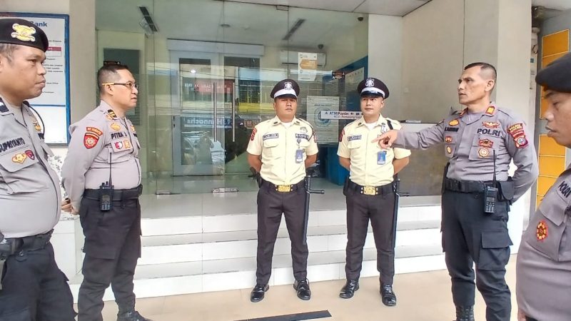 Kasat Samapta Polres Pematangsiantar Laksanakan Pengecekan Personil Pamobvit