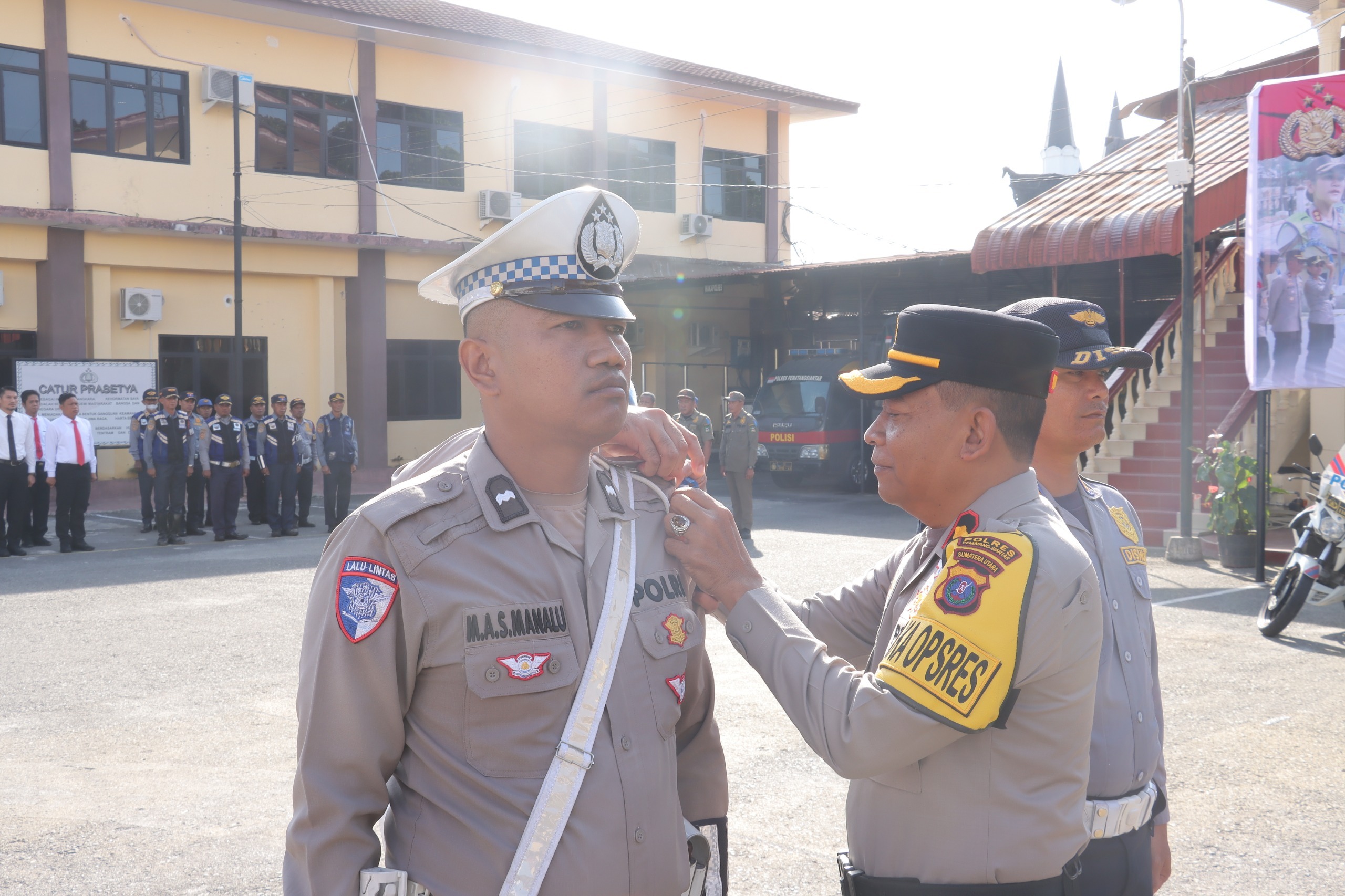 Wakapolres Pematangsiantar Pimpin Apel Gelar Pasukan Ops Keselamatan Toba Tahun 2026