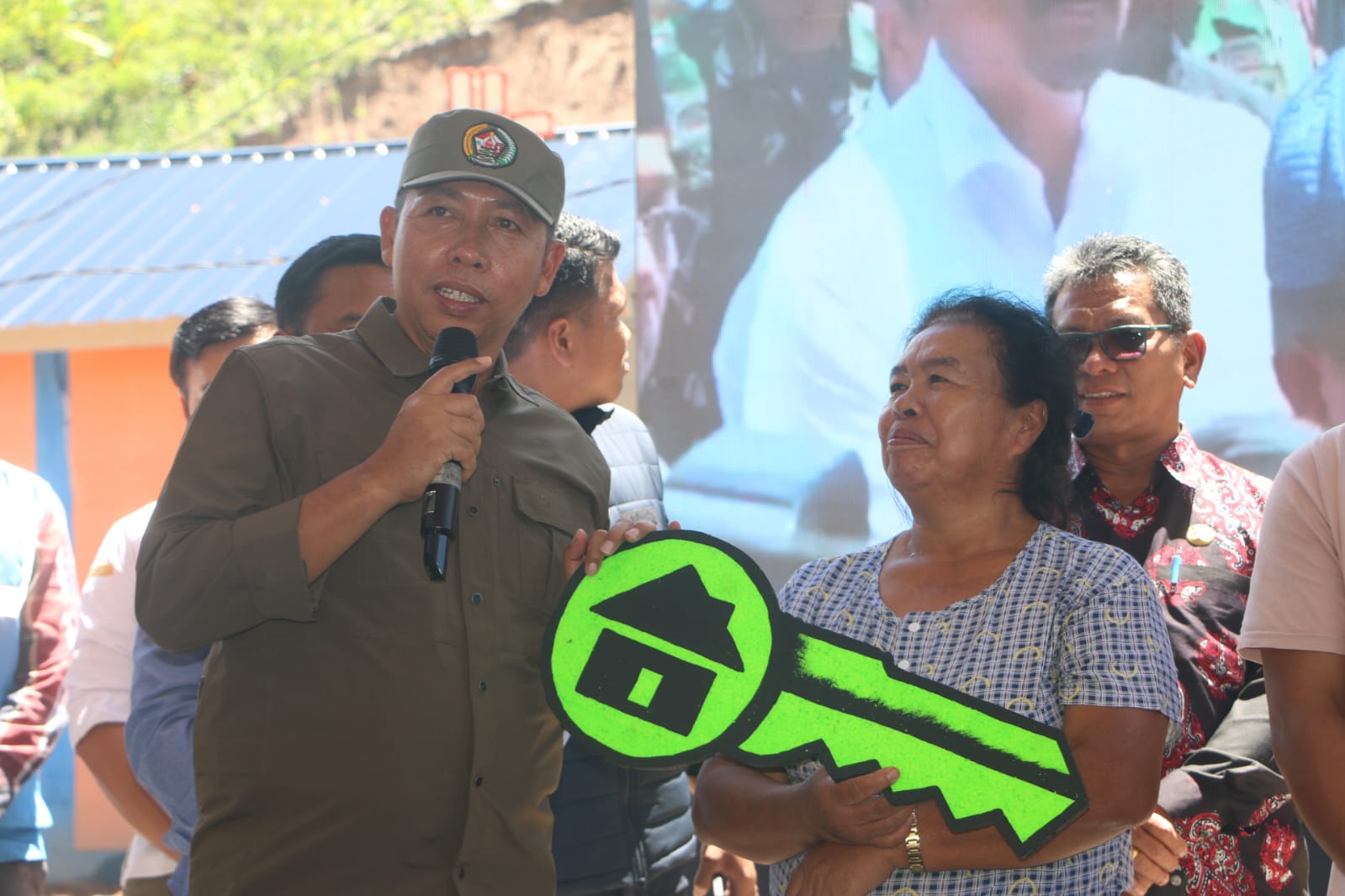 Huntara Diresmikan Mendagri, Bupati Tapanuli Utara Pastikan Warga Tak Lagi di Pengungsian