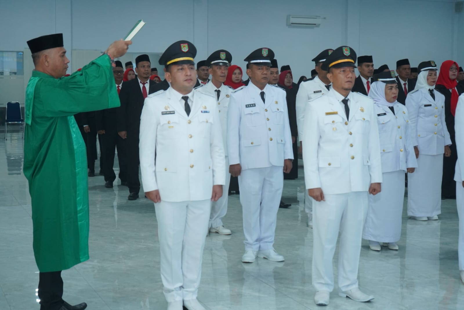Bupati Asahan Lantik Pejabat Administrator dan Pengawas