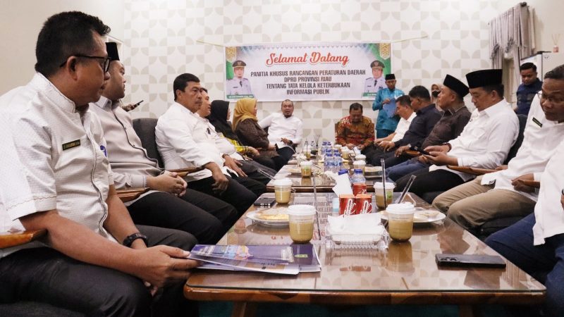 Bupati Inhu Terima Kunker Pansus DPRD Riau