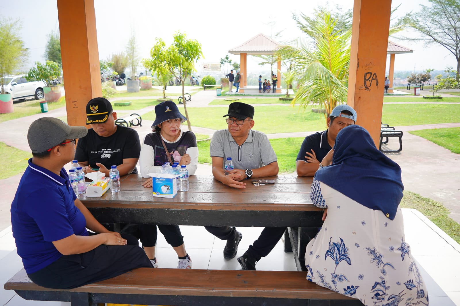 Sejalan dengan Program Presiden Prabowo, Pemko Medan Intensifkan Aksi Bersih-Bersih Lingkungan