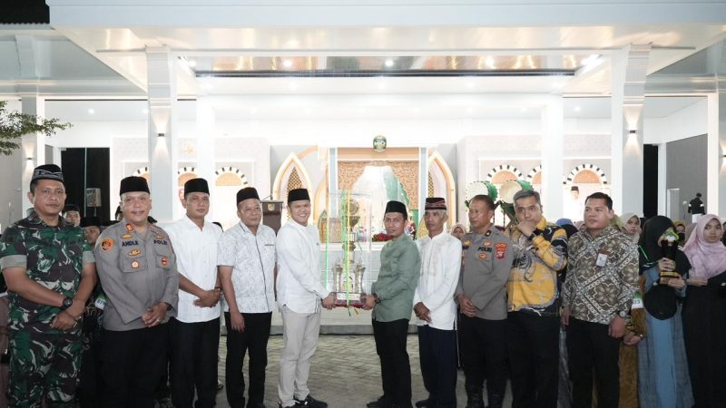 Wabup Adlin Tambunan Tutup MTQ ke-XXII Kabupaten Sergai, Kecamatan Bintang Bayu Juara Umum