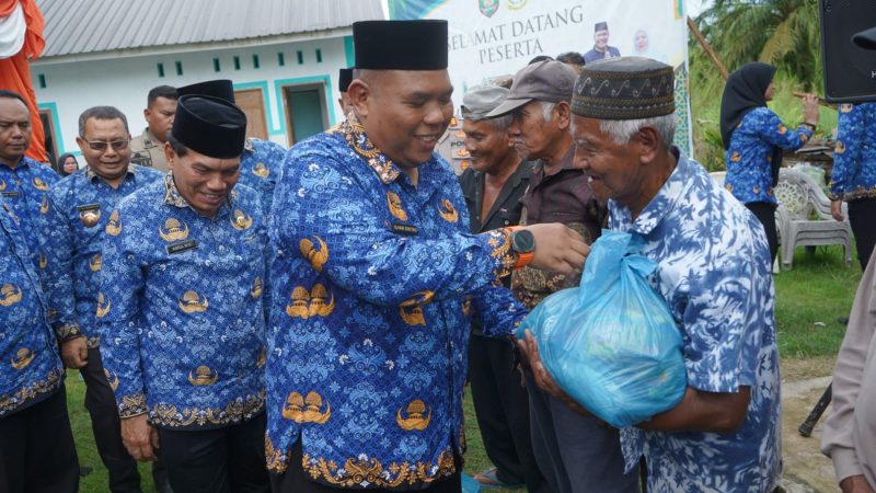 Wakil Bupati Asahan Salurkan 500 Paket Sembako untuk Warga Terdampak Banjir di Desa Sei Dua Hulu