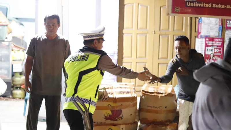 Sahur On The Road Hari Ke-4 di Gelar Polres Langkat Perkuat Kepedulian Sosial