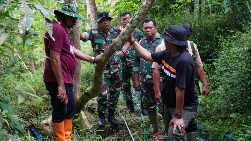 Dandim 0709/Kebumen dan Kades Somagede Susuri Lereng Demi Air Bersih Warga, TMMD ke-127 Wujudkan Harapan Desa