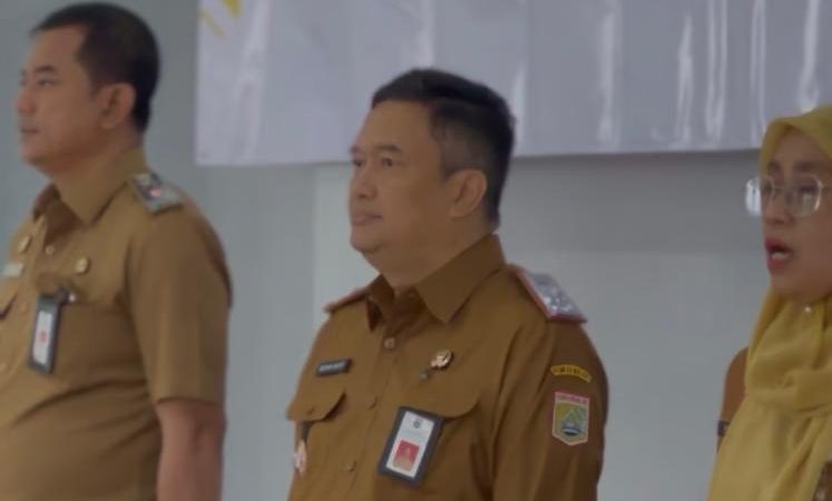 Pentingnya Peningkatan Kapasitas Pengelola Dana Sekolah , Sekda Kabupaten Malang Buka Bimtek