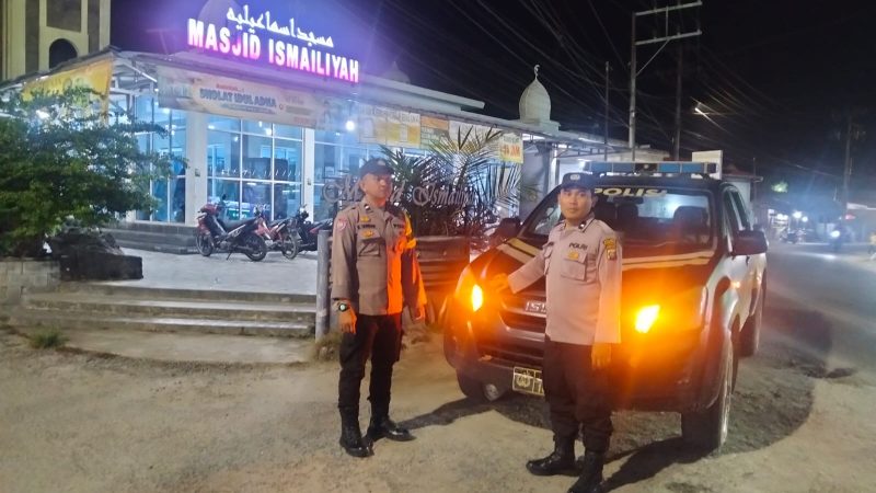 Ciptakan Rasa Aman Ibadah Sholat Tarawih, Polsek Jajaran Polres Sergai Laksanakan Patroli