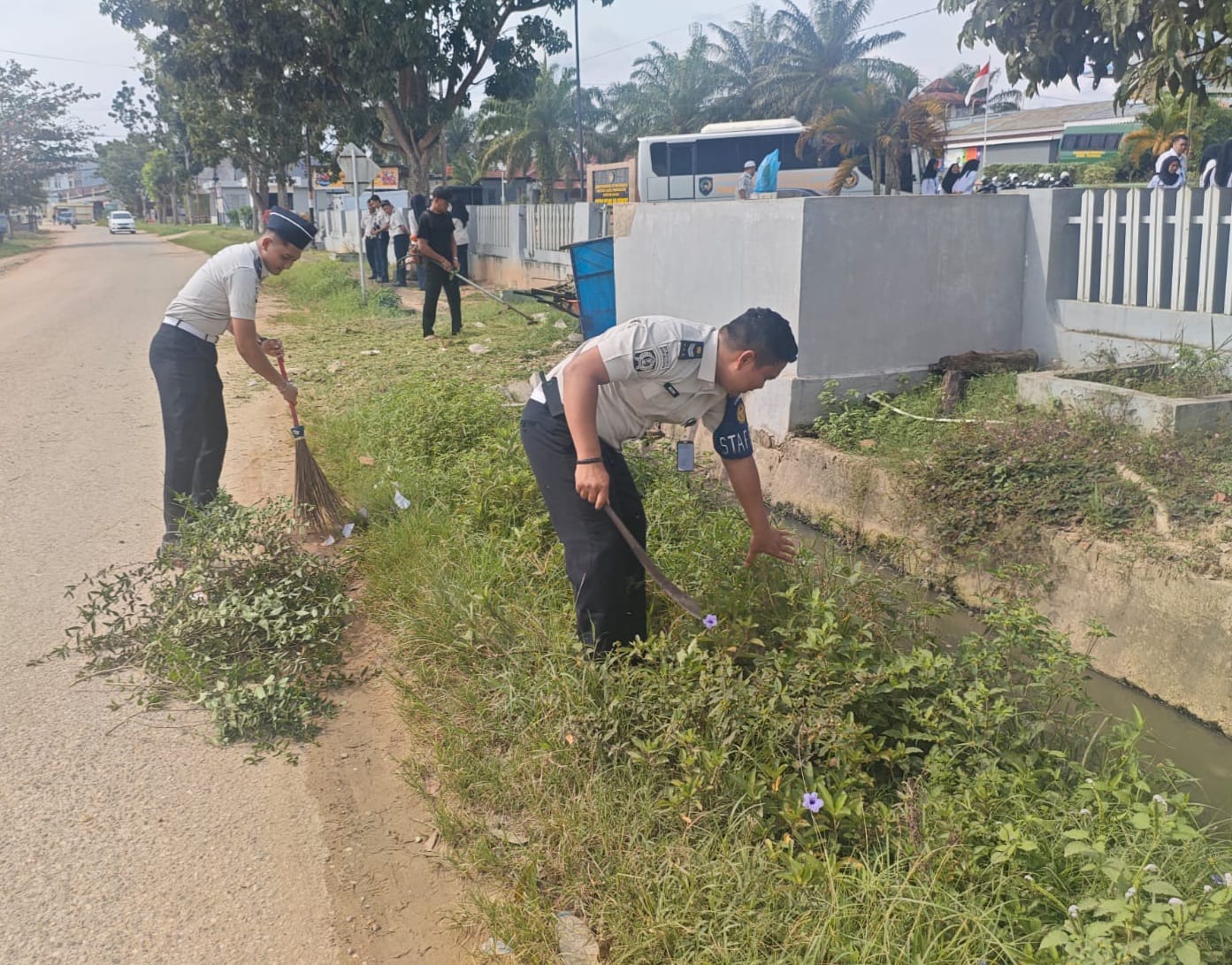 Semangat Ramadhan, Rutan Rengat Goro Sekitar Kantor