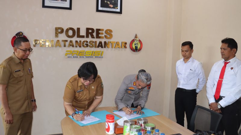 Pemko Pematangsiantar Melalui Dinsos P3A dan Polres Pematangsiantar Tandatangani Nota Kesepahaman Penandatanganan Layanan Perlindungan Perempuan Korban Kekerasan dan AMPK