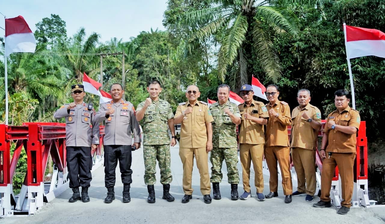 Launching Program 200 Titik Jembatan Garuda di Kabupaten Simalungun, Bupati Simalungun Sampaikan Apresiasi Kepada TNI AD
