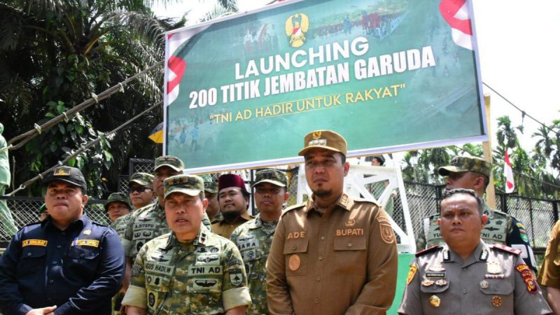 Bupati Inhu Hadiri Peluncuran Program 200 Jembatan Garuda oleh Presiden